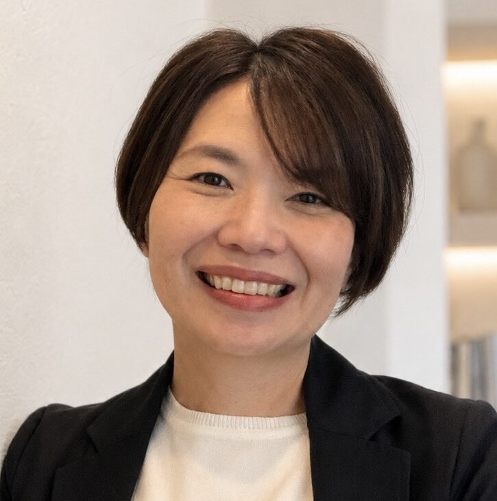 三島 杏奈 氏